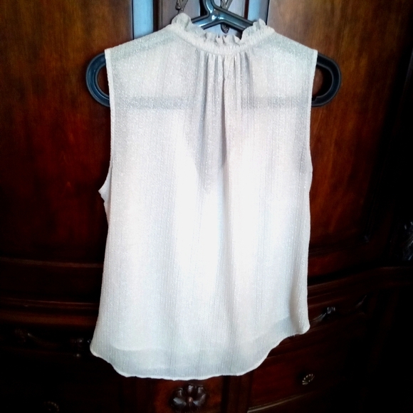 H&M Sleeveless Ruffle V-Neckline Blouse with Tassel Ties - Picture 2 of 10